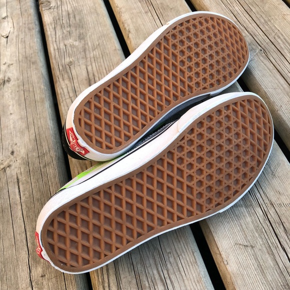 Vans Old Skool Classic Sneakers - Picture 7 of 8